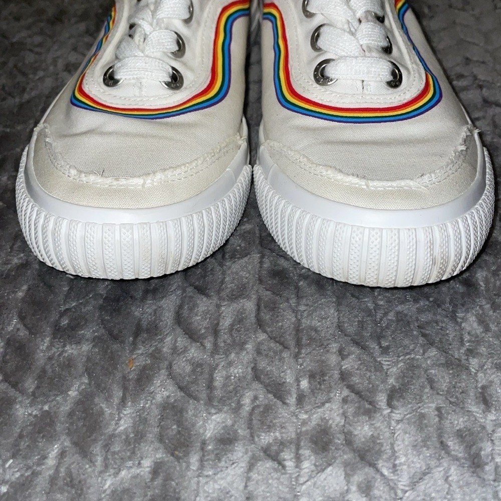 Blowfish sz 8 white‎ w/rainbow - Picture 5 of 8